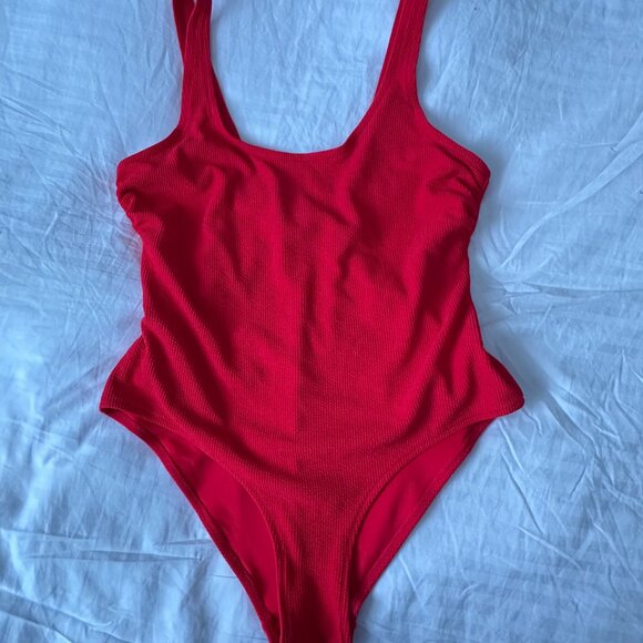 H&M Red Baywatch One-Piece Medium Coverage Swimsuit Size Large - Picture 4 of 9